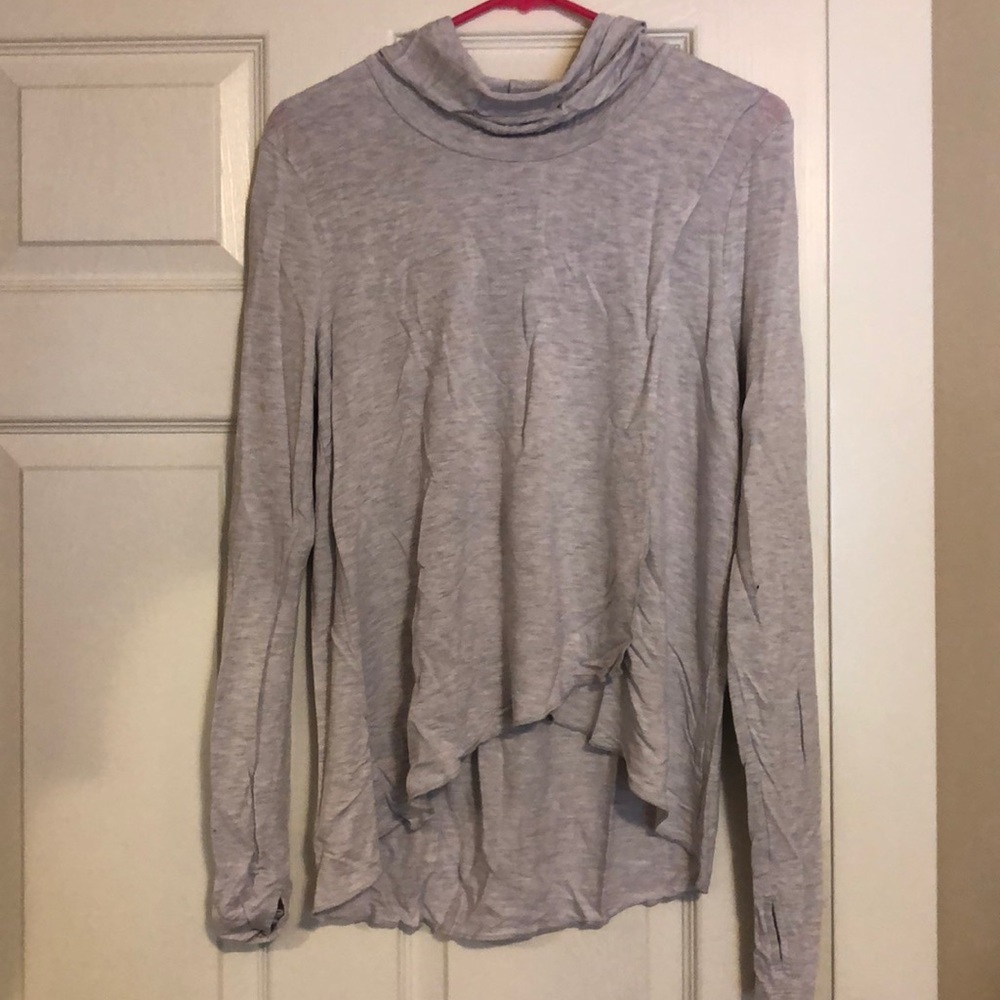 Cabi sweater size small